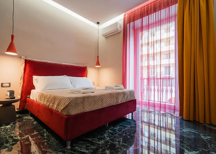 LUCIGNOLOROOM stazione centrale Napoli